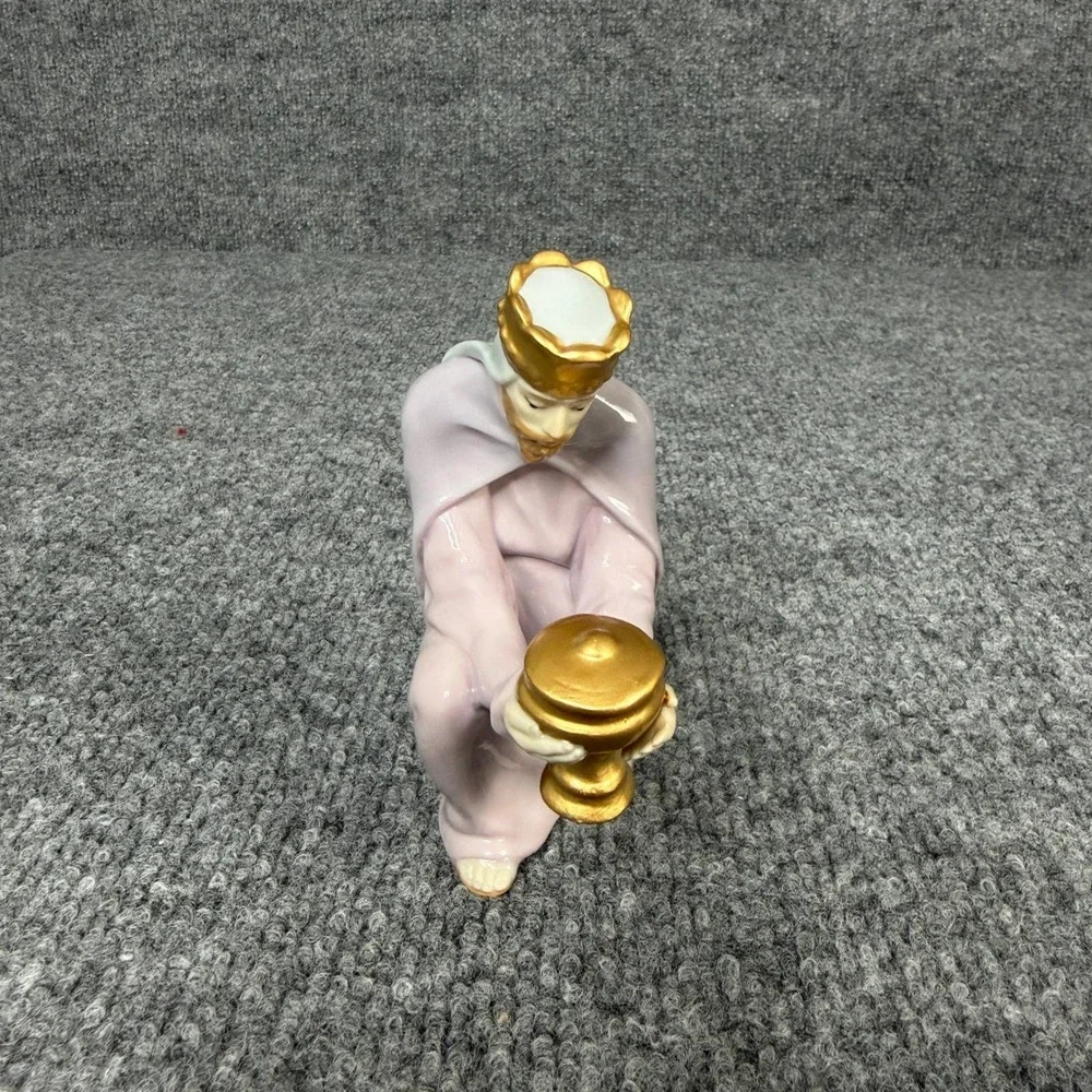 Vintage Avon Magi Balthasar‎ Figurine Bethlehem Nativity Christmas Decor